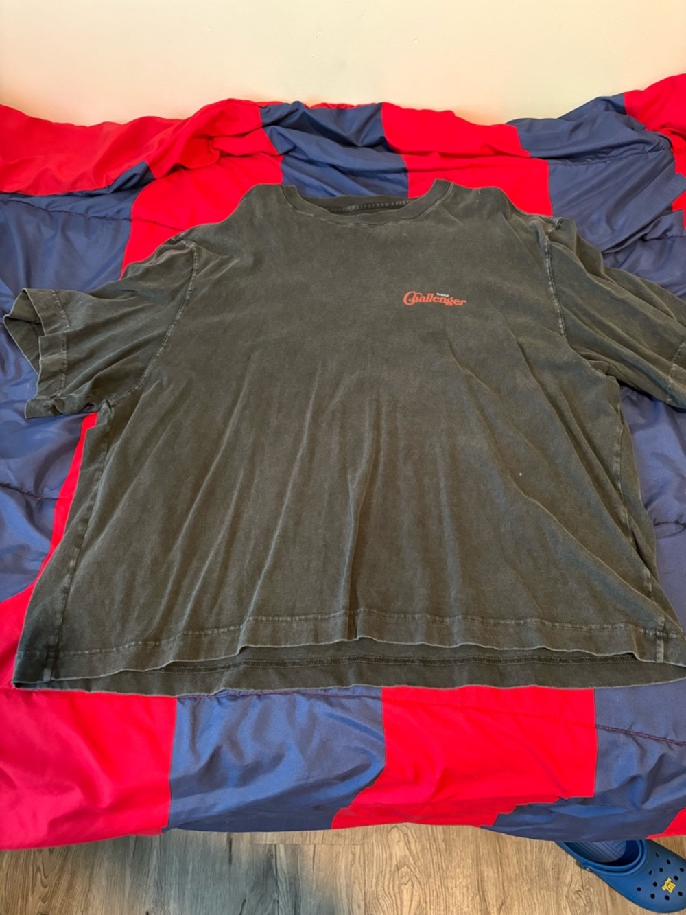 Men's Graphic Logo Tee